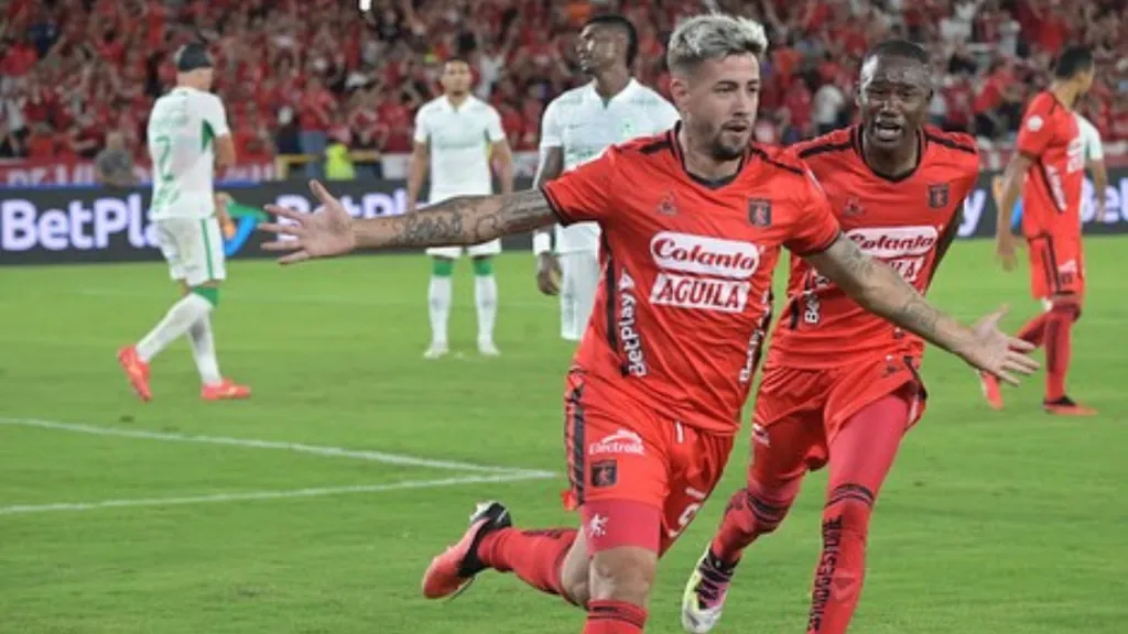 Rodrigo Holgado habría dejado en el olvido a Universidad de Chile.