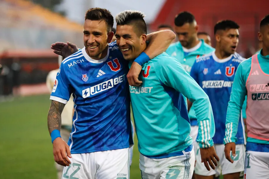 Fernández y su confesión azul | Foto: Photosport