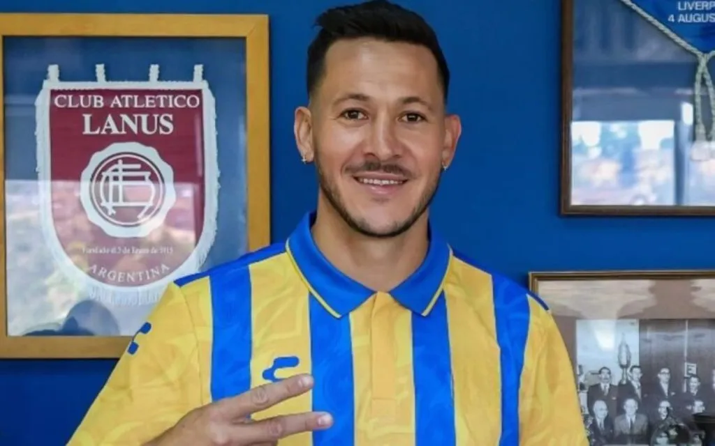 Un ex Colo Colo, con la ilusión de destacarse en su nuevo club (Everton redes)