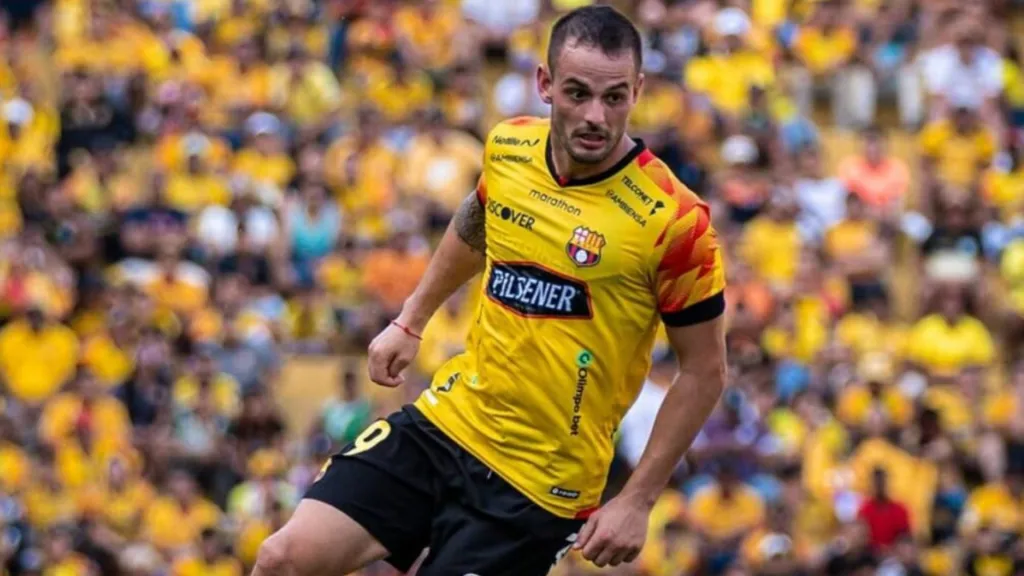 Rivero puede cerrar en estas horas su llegada a la U (Instagram)