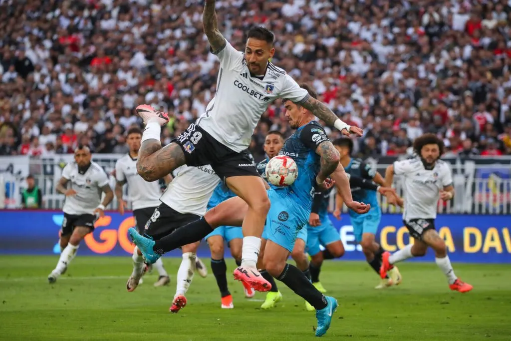 Araya apuntó a Correa. | Foto: Photosport