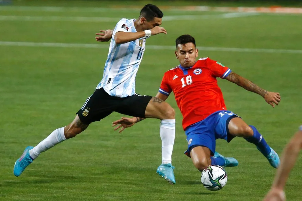 Vegas jugará en Colo Colo según Hevia. | Foto: Photosport