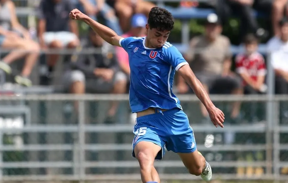 Mateo González, ya ha sumado convocatorias este 2025 en la pretemporada (Instagram)