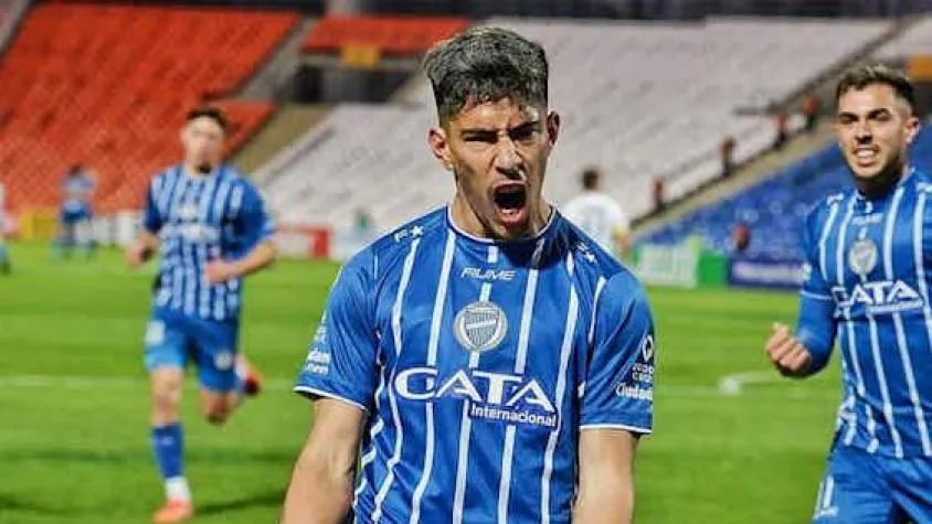 Rodríguez llega al Cacique. | Foto: Archivo