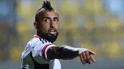 Arturo Vidal, dueño del mediocampo de Colo Colo, marcó en el primer partido de la Serie Río de la Plata.