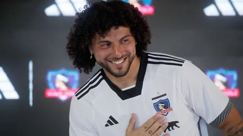 Maximiliano Falcón le desea lo mejor al Cacique. (Foto: Photosport)