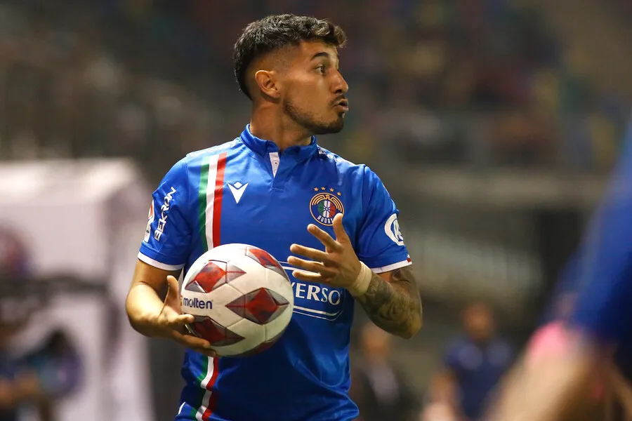 Nico Fernández se acerca a la U (Photosport)