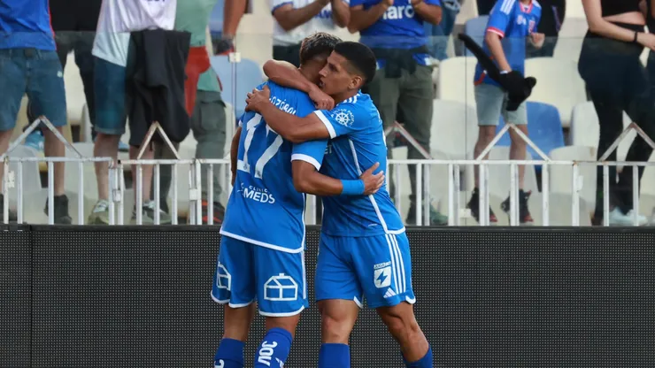 Israel Poblete igualó las acciones para la Universidad de Chile frente a River Plate Eduardo Fortes/Photosport