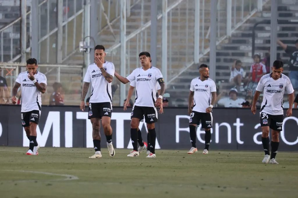 Colo Colo viene de perder 3-0 ante Racing Club y busca jugar nuevo amistoso en el Monumental, esta vez ante Gimnasia y Esgrima de Mendoza. (Foto: Photosport)