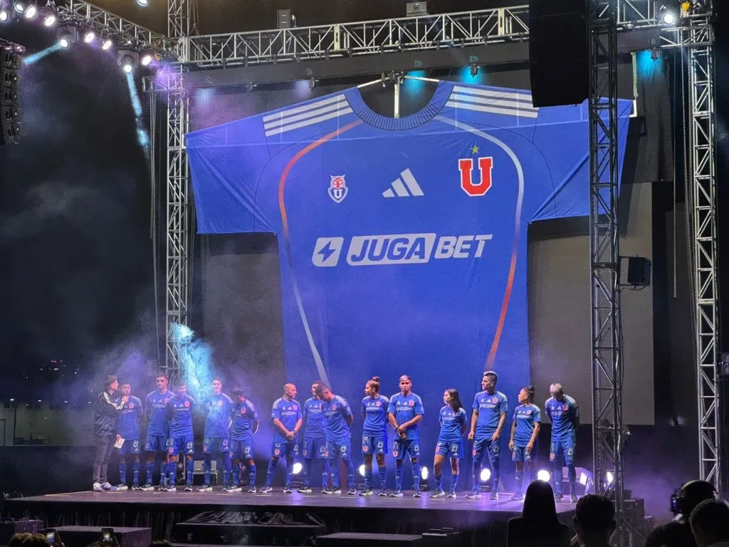 Universidad de Chile tiene nueva camiseta. (Foto: Bolavip)