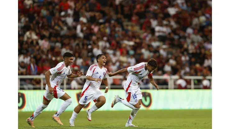 La selección chilena sub 20 debutó con el pie derecho.