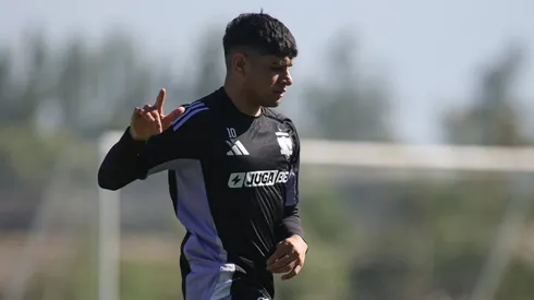 Claudio Aquino disfruta sus primeras semanas en Colo Colo. (Foto: @ColoColo)