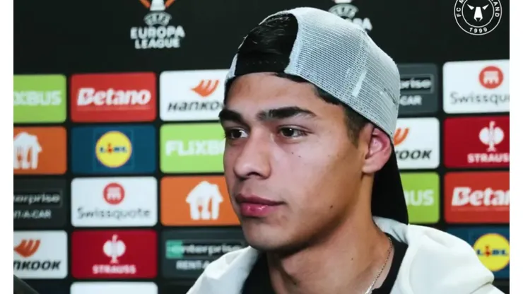 El delantero chileno fue destacado en la victoria en la Europa League.