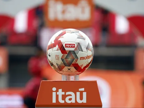 FOTO: El nuevo balón del fútbol chileno para la temporada 2025