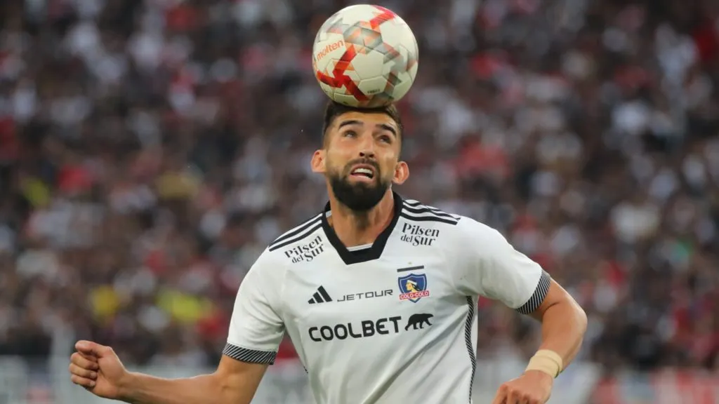 Emiliano Amor regresó a Colo Colo luego de estar un par de semanas fuera del club