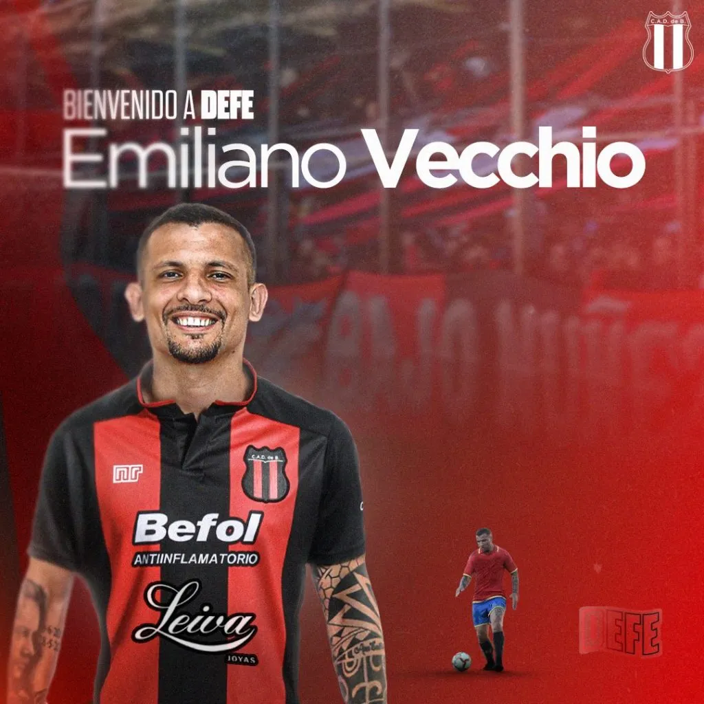 Emiliano Vecchio vuelve al fútbol argentino