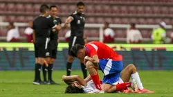 Prensa peruana llora dura derrota ante Chile.
