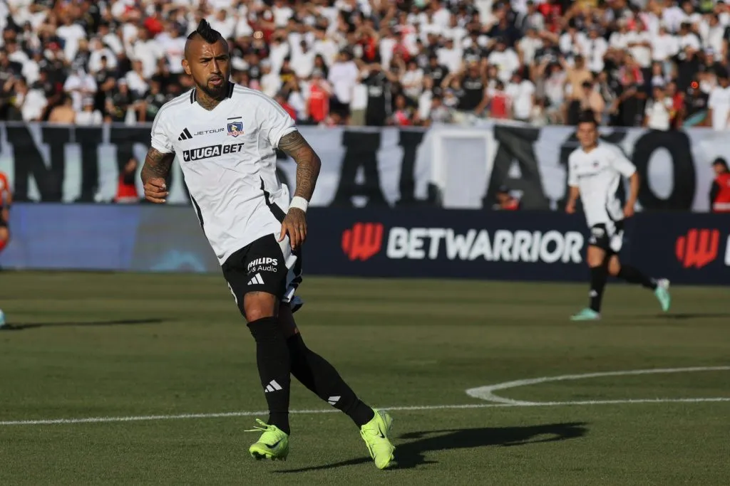 Arturo Vidal tendría la titularidad asegurada en Colo Colo para este 2025. (Foto: Dragomir Yankovic/Photosport)