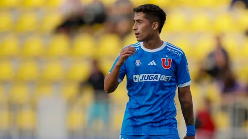 Lucas Assadi es el único Sub-23 que tiene chances de jugar en Universidad de Chile ante Deportes Recoleta. (Foto: Photosport)