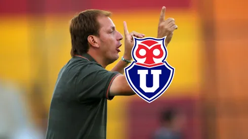 Rivas encandilado con jugador azul.