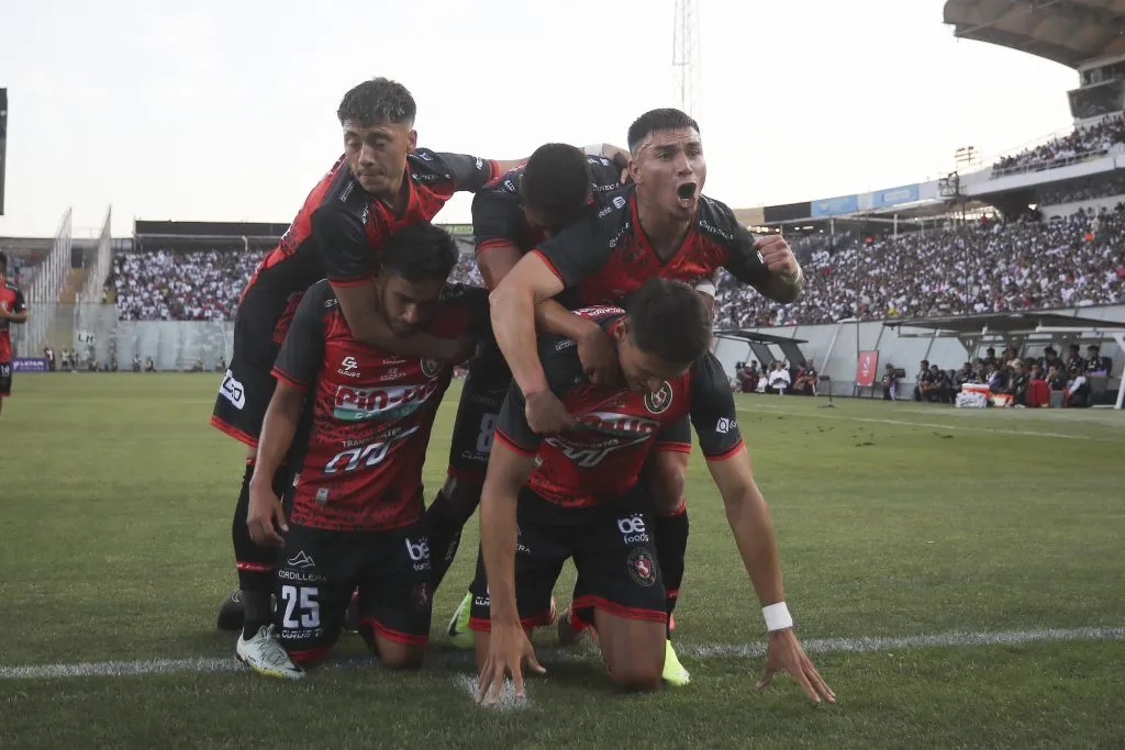 Deportes Limache amargó a Colo Colo en el Estadio Monumental.