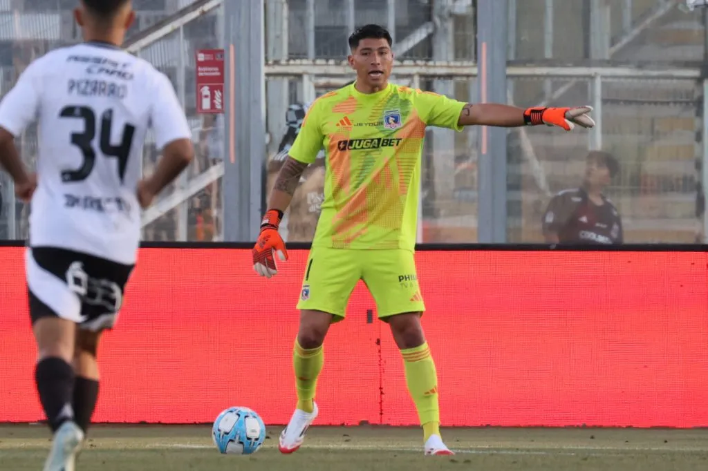 Brayan Cortés recibió duras críticas por su error en el duelo entre Colo Colo y Deportes Limache.