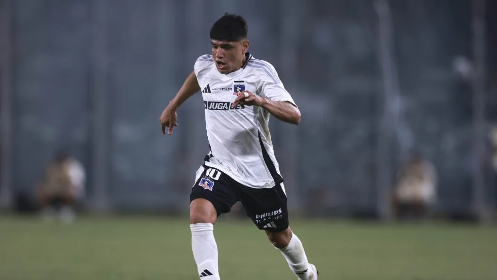 Esteban Paredes está feliz con la llegada de Aquino a Colo Colo (Foto: Felipe Zanca/Photosport)