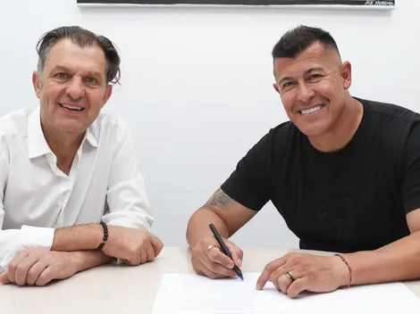 Almirón no se quiere ir de Colo Colo: Esto dijo tras extender su contrato