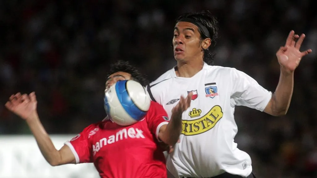 Andrés González enfrentando al Toluca por la Copa Sudamericana | FOTO: Archivo