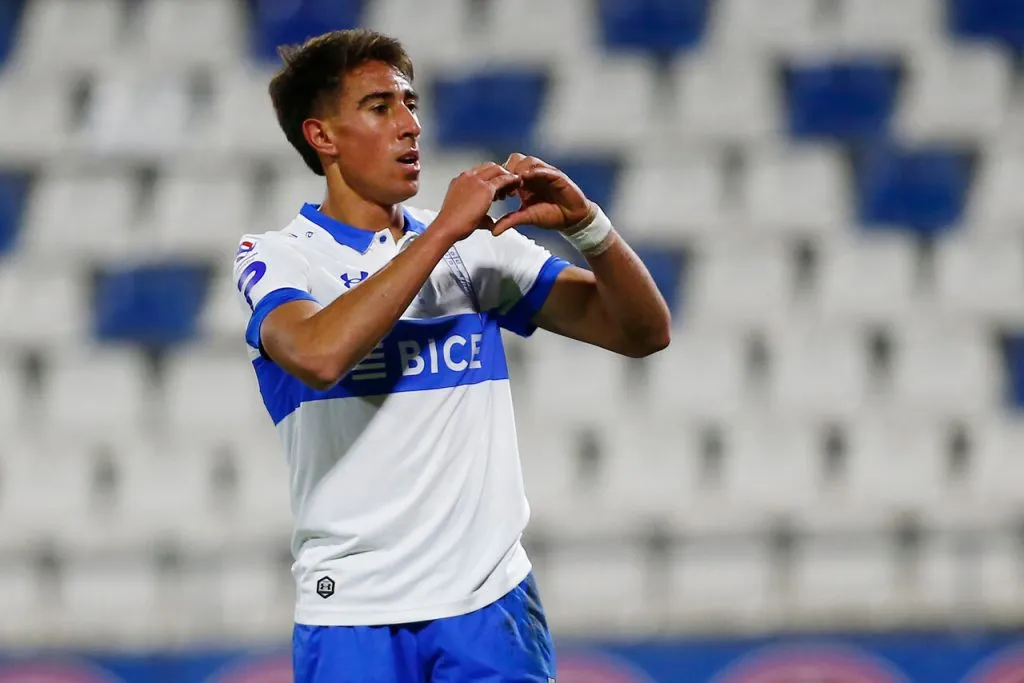 Valencia es el quinto refuerzo de la UC | Foto: Photosport