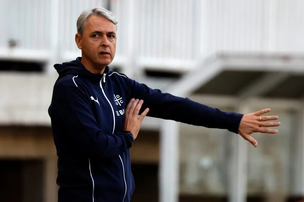 Nunes recibe críticas en la UC | Foto: Photosport