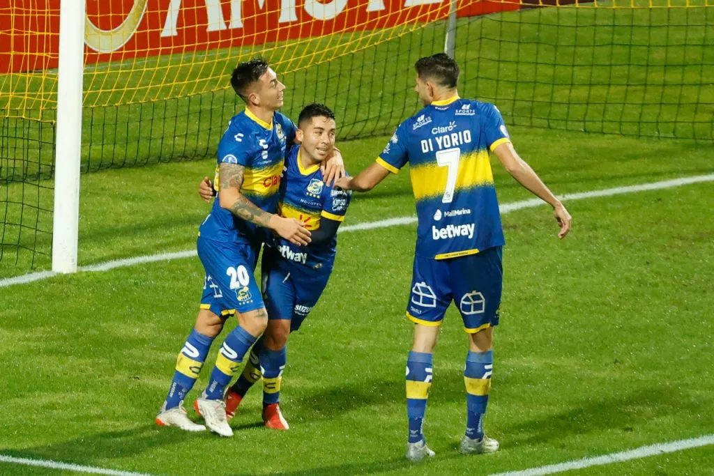 Echeverría compartió con Di Yorio en Everton | Foto: Photosport