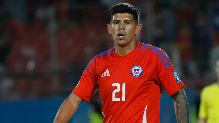 Esteban Pavez ve que hay futbolistas con deseos de demostrar en la Roja. (Foto: Photosport)