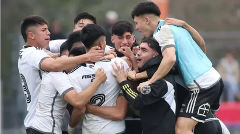 Crack albo deslumbra a Almirón.