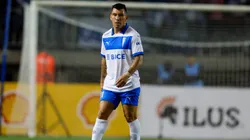Universidad Católica sale a la cancha ante Unión La Calera en el estadio Nicolás Chahuán de La Calera. (Foto: Photosport)