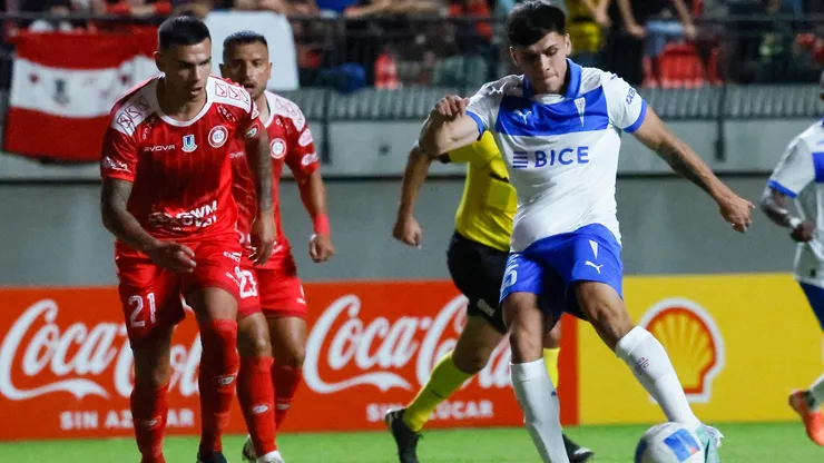 Universidad Católica iguala ante Unión La Calera. (Foto: Photosport)