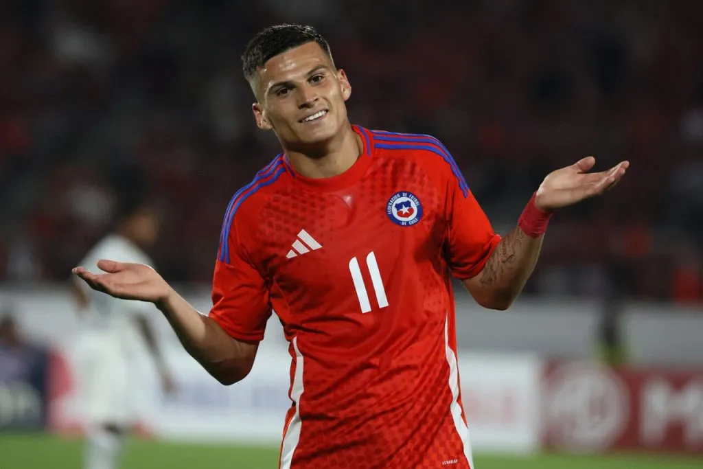 A Paredes no le gustaría una salida de Lucas Cepeda. | Foto: Photosport