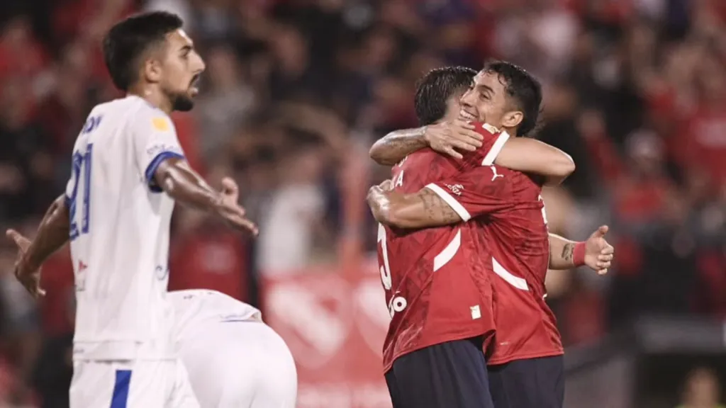 Luciano Cabral está rompiéndola en Independiente de Avellaneda. Ya lo comparan con Ricardo Bochini.