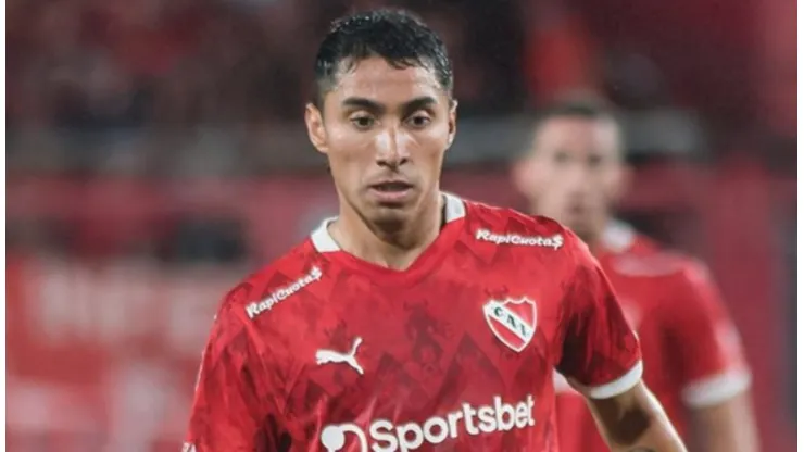 Los hinchas del Rojo deliran con el nivel de Luciano Cabral.
