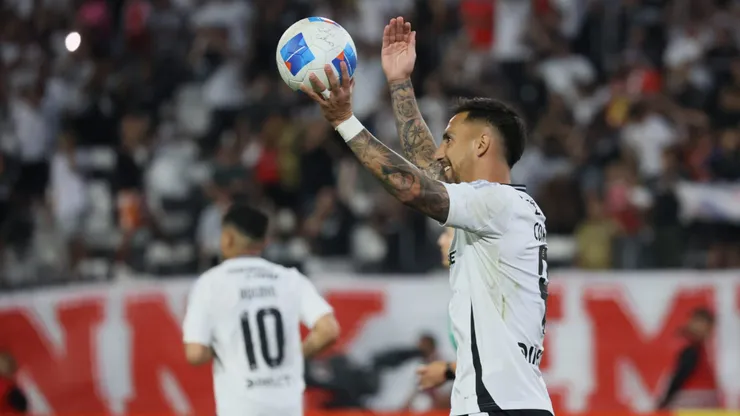 Javier Correa marcó su primer 'hat trick' con Colo Colo.