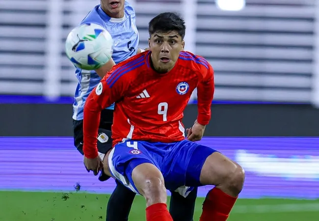 Damián Pizarro continúa enemistado con el gol. (Foto: Conmebol)