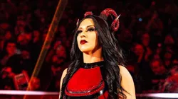 Stephanie Vaquer dona a la Teletón sus famosos cuernitos con los que luchó en WWE Crown Jewell (Foto: WWE)