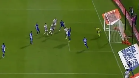 Un futbolista que estuvo cerca de llegar a la U hace noticia en Argentina.