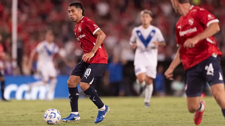 Luciano Cabral encandila a los hinchas de Independiente de Avellaneda.