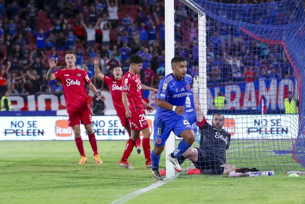 Guerra sigue convirtiendo goles y le da un lindo problema a Álvarez | FOTO: Pepe Alvujar/Photosport
