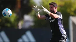 En Colo Colo envían una respuesta por el interés de la UC en Fernando De Paul. (Foto: @colocolooficial)