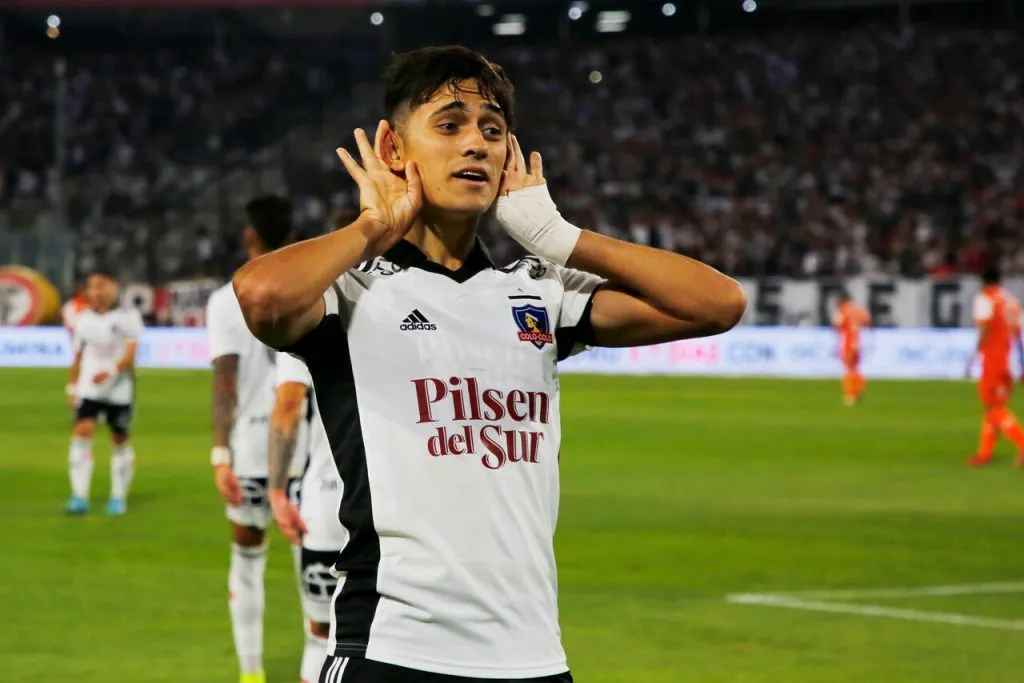 Solari le dejó una millonada a Colo Colo. | Foto: Photosport