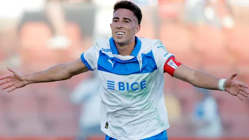 Diego Valencia celebra su gol contra Audax en la fecha 1 de la Liga de Primera 2025.