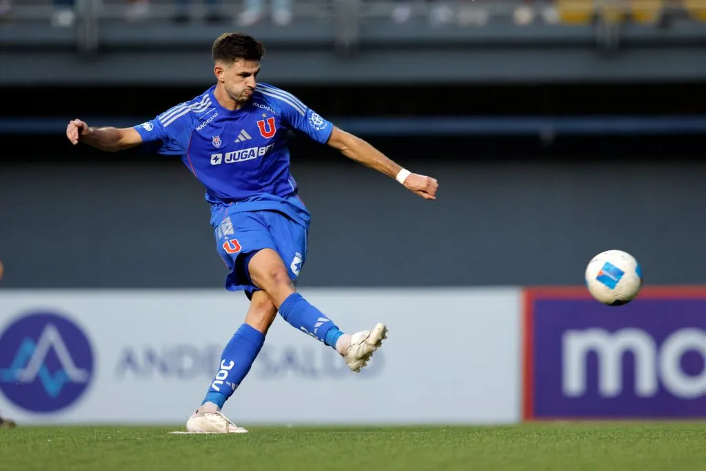 Di Yorio pudo haber llegado a Colo Colo. | Foto: Photosport