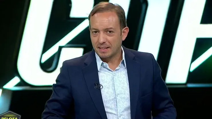 Marcelo Díaz entrega info azul.